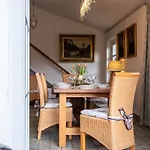 Apartmenthaus Brunnenhof アパート Papstdorf