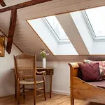 Apartmenthaus Brunnenhof アパート *