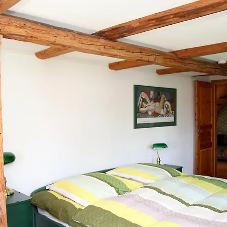 Apartmenthaus Brunnenhof Apartment Papstdorf