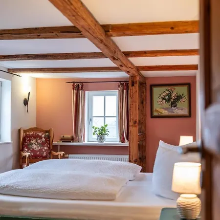 Apartmenthaus Brunnenhof * Папстдорф