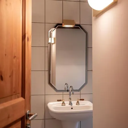 Apartmenthaus Brunnenhof Papstdorf