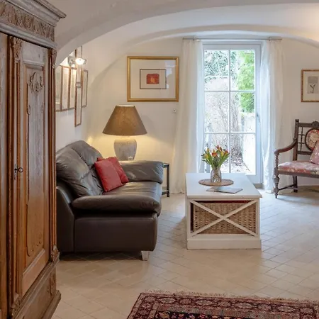 Apartmenthaus Brunnenhof *