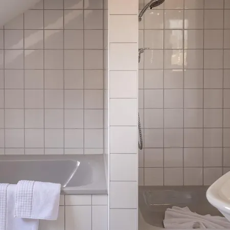 Apartmenthaus Brunnenhof Papstdorf