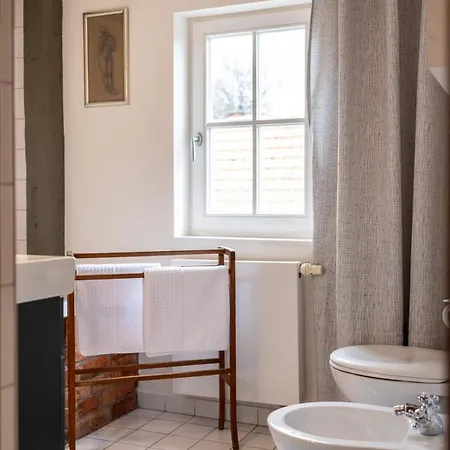 Apartmenthaus Brunnenhof Appartamento Papstdorf
