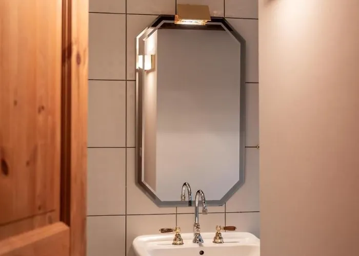 Apartmenthaus Brunnenhof Papstdorf