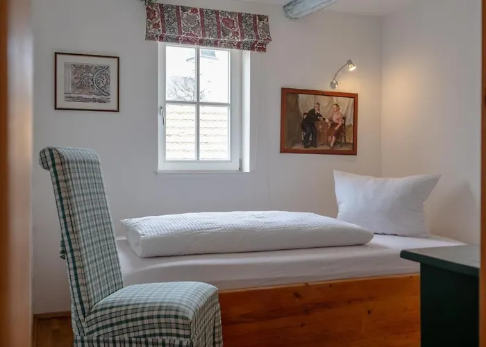 Apartmenthaus Brunnenhof Papstdorf